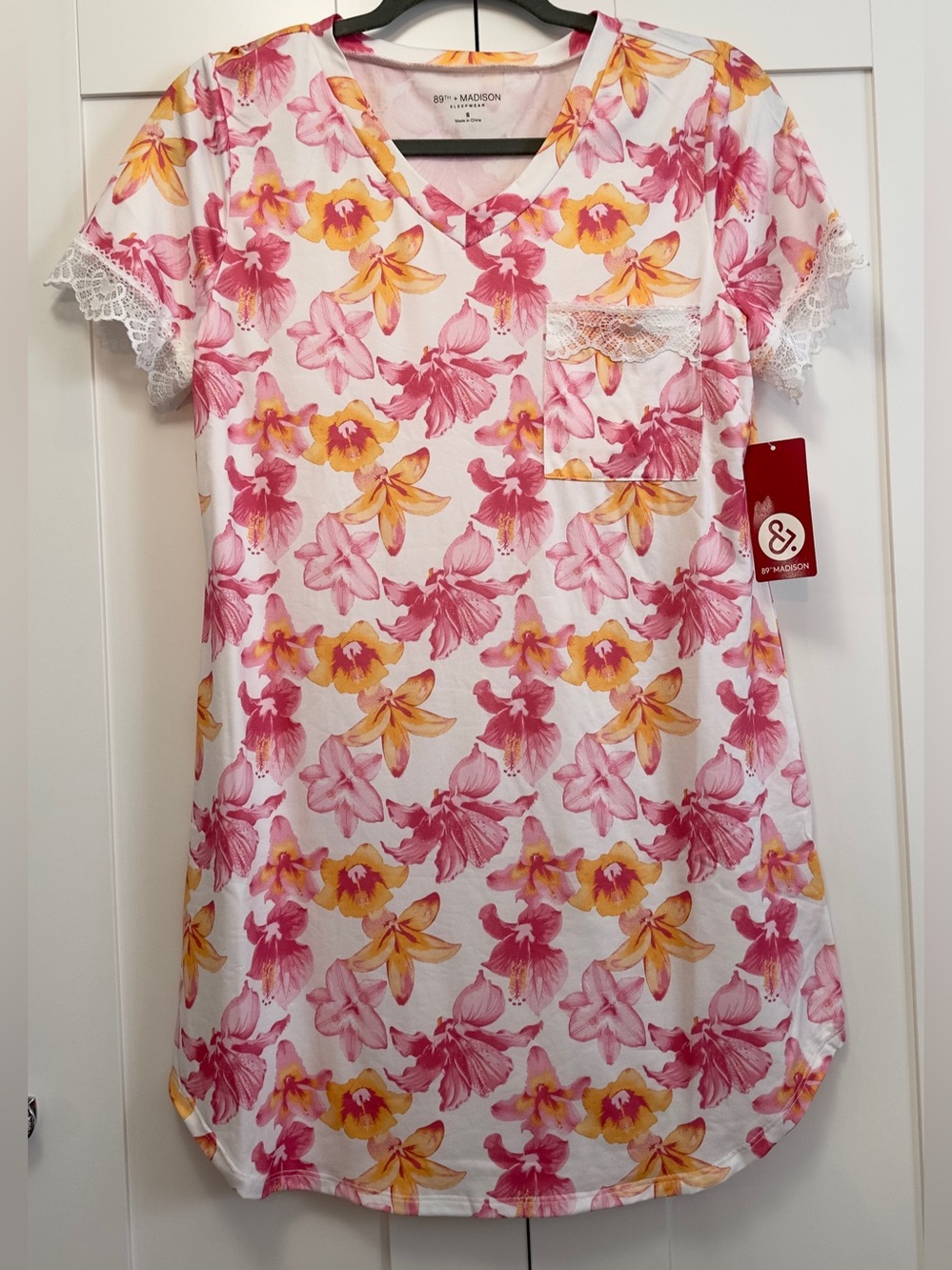 V-Neck Floral Nightshirt with Pink and Yellow Blooms 89th & Madison Sz SM NEW!
